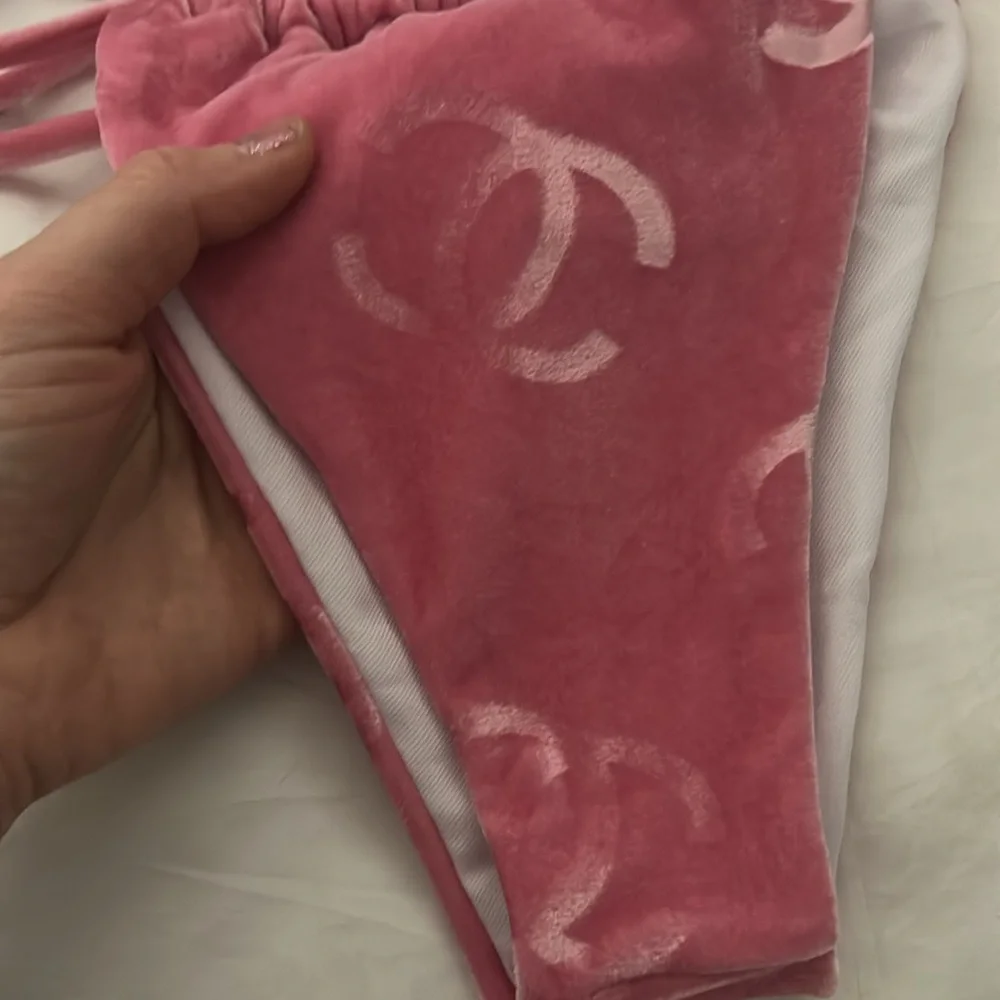 Authentic bubblegum pink vintage Chanel velour 2 piece string bikini w/ dust bag